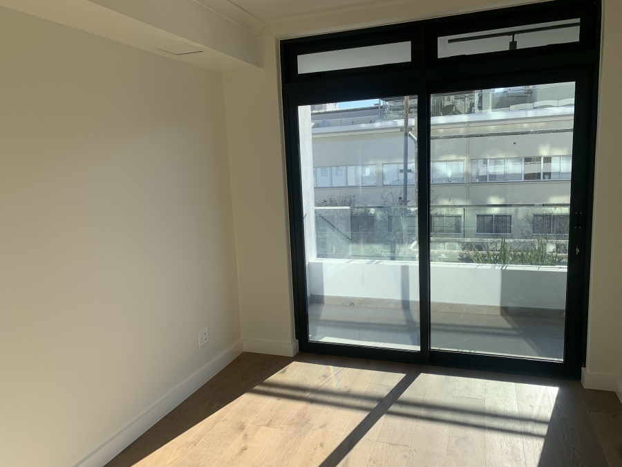 1 Bedroom Property for Sale in Sea Point Western Cape